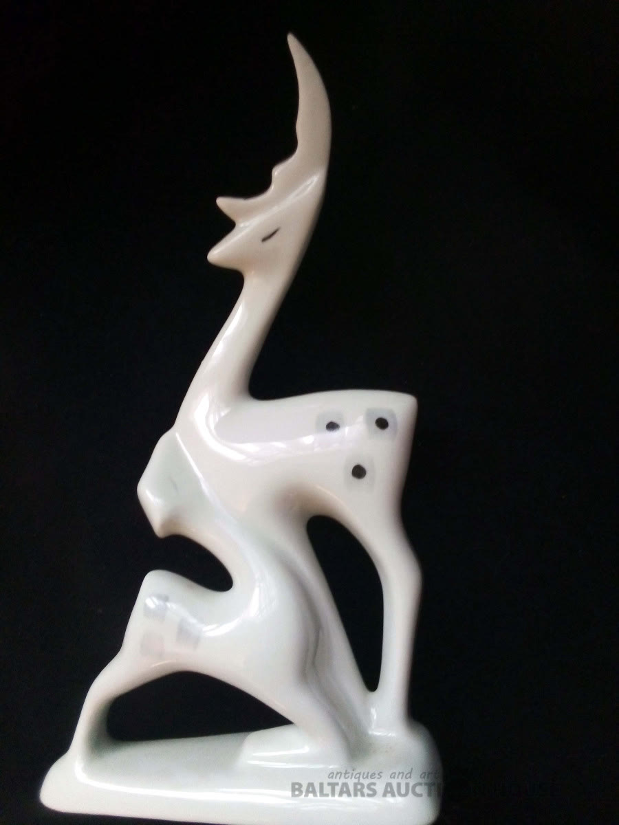Porcelāna figūra "Stirna ar mazuli", izgatavota Rīgas PFF, sarkanais zīmogs, rags…